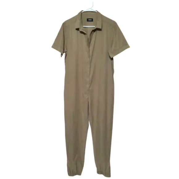 MONROW Utility Jumpsuit Revolve Olive Green Khaki Zip-Up Ankle Jogger Style M - Picture 2 of 10